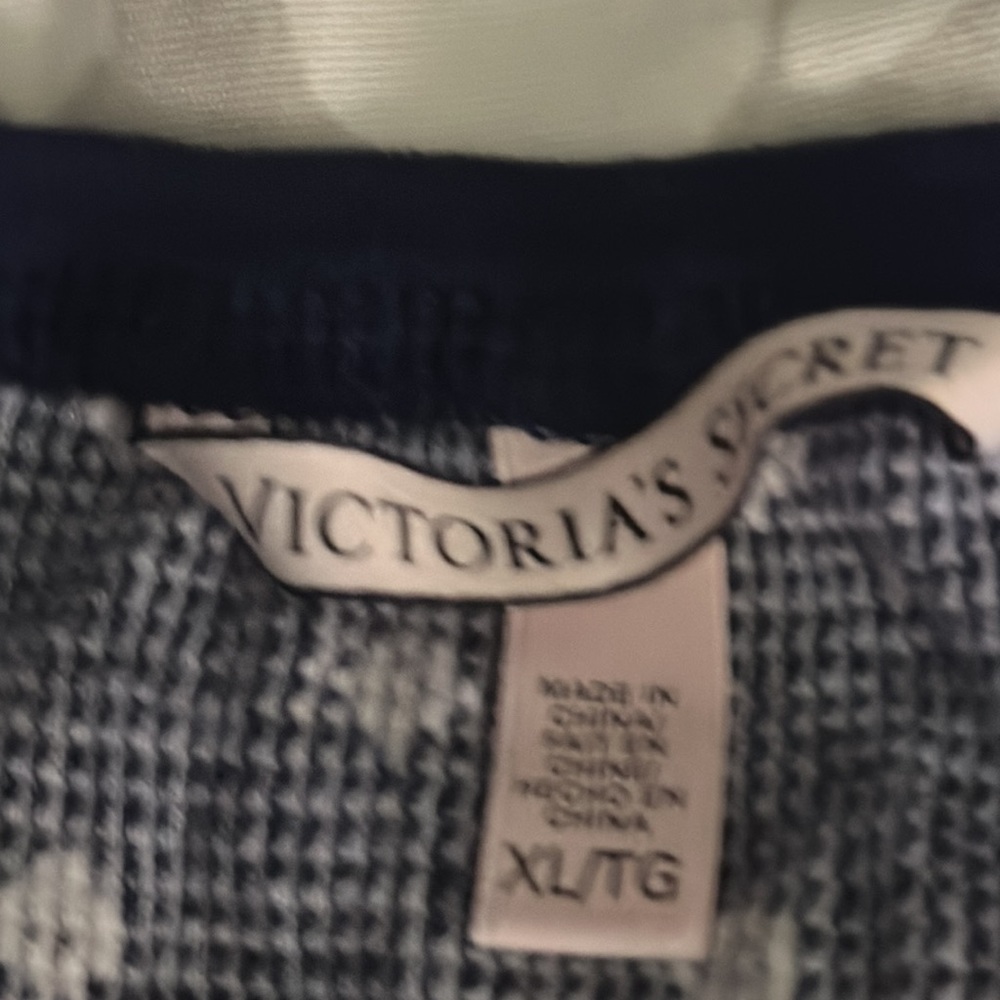 Long sleeve sleepwear long shirt from Victoria’s secret. - Picture 2 of 2
